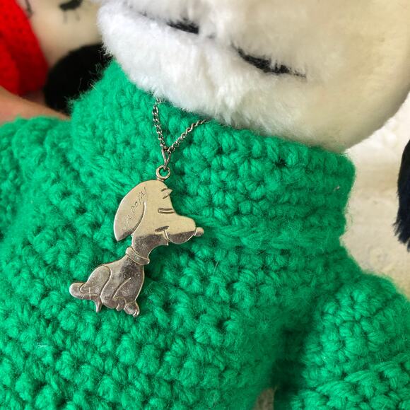 VTG 1968 Snoopy Plush Set of 2 United Feature  Overalls Shirt Sneakers 10" 12" - Picture 13 of 16